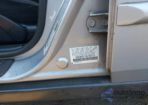 2004 Honda Accord 2.4 Lx из США, поврежденный, VIN 1HGCM56374A140712